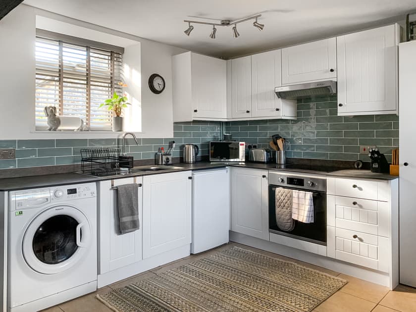 Tastefully modernised kitchen area | Birdsong Cottage, Near Woolsery