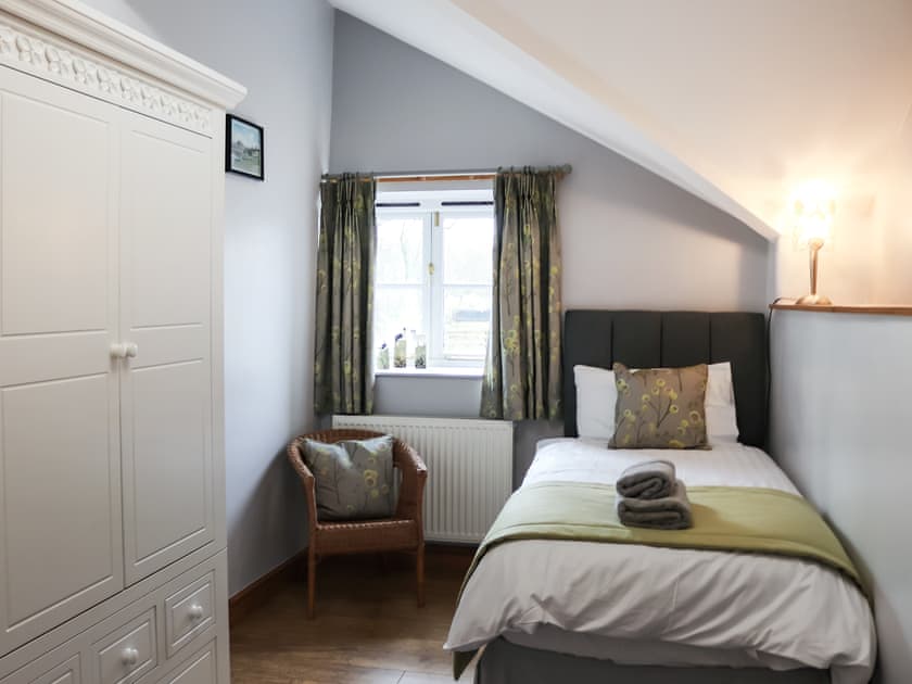 Single bedroom | Glanllyn Lodge, Llanuwchlyn, near Bala