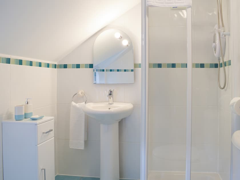 Bathroom | Bwthyn Glanllyn, Bala