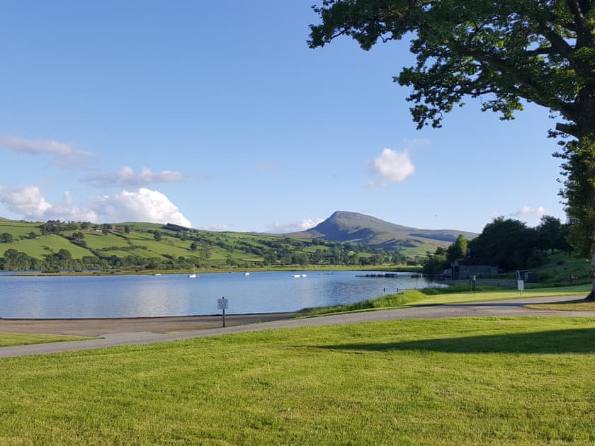 Surrounding area | Bwthyn Glanllyn, Bala