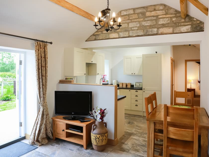 Open plan living space | The Barn - Midknowle Farm Cottages, South Barrow, near Yeovil