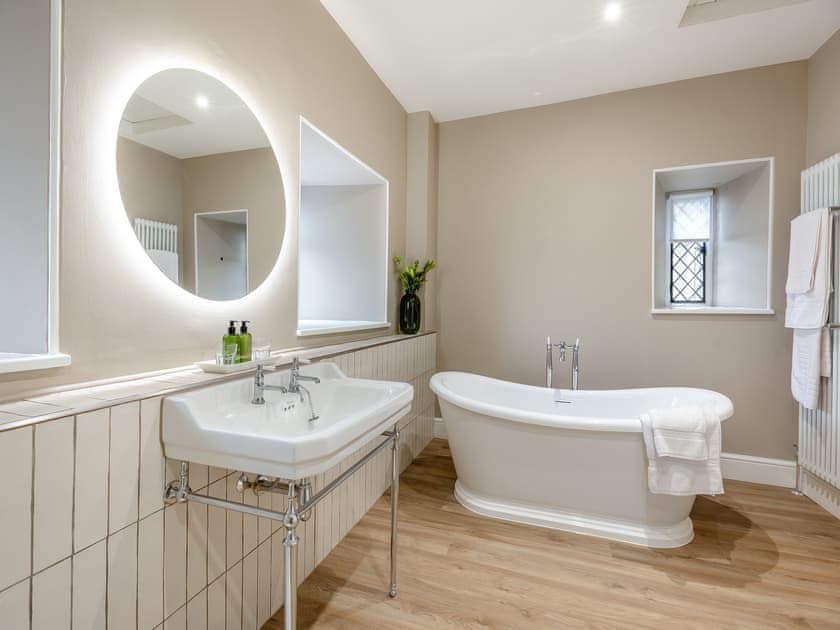 Bathroom | Prince Arthur & Catherine - Ludlow Castle, Ludlow