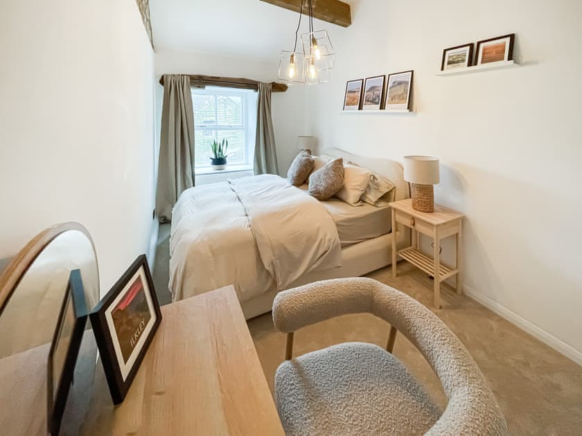 Double bedroom | Middle Cottage, Lofthouse, near Pateley Bridge