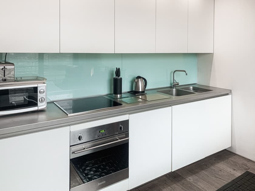 Modern kitchen area | The Bosuns Locker, Royal William Yard - Royal William Yard, Plymouth
