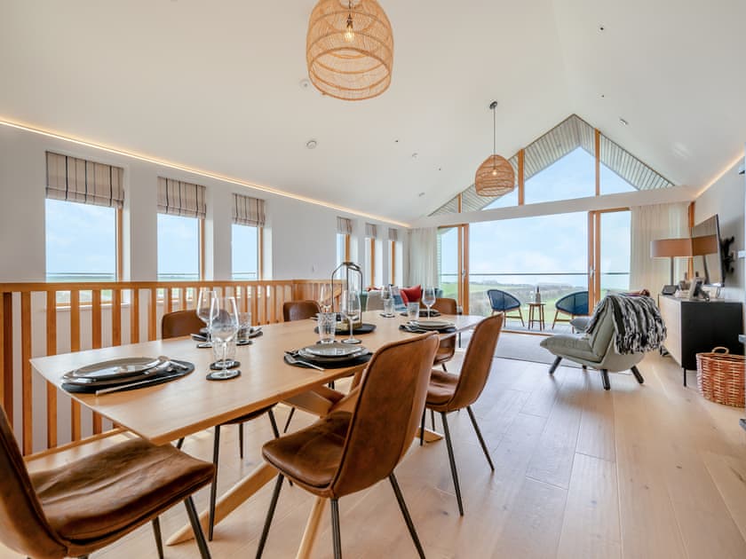 Open plan living space | 3 Karn Havos, Mawgan Porth