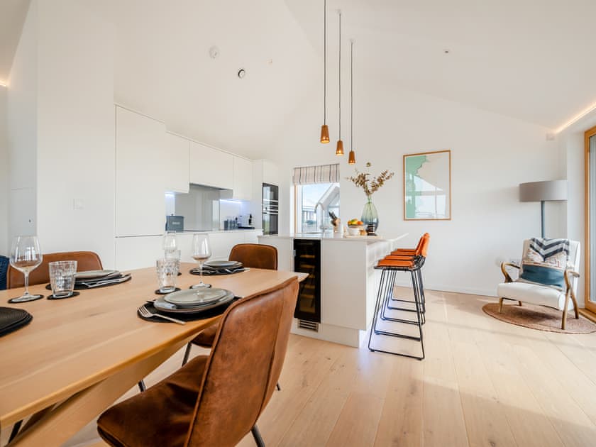 Open plan living space | 3 Karn Havos, Mawgan Porth