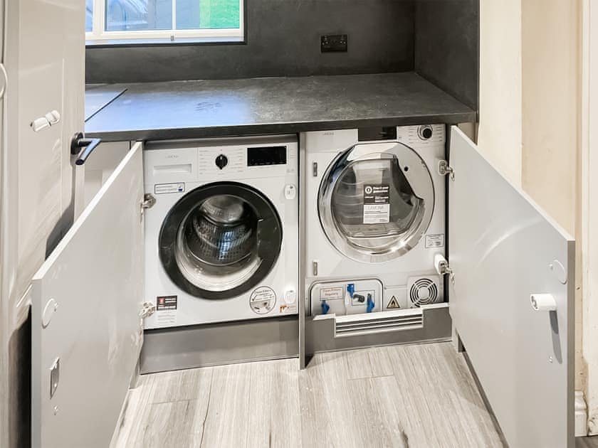 Utility room | Orchard House - Skiddaw View Farm Cottages, Cockermouth