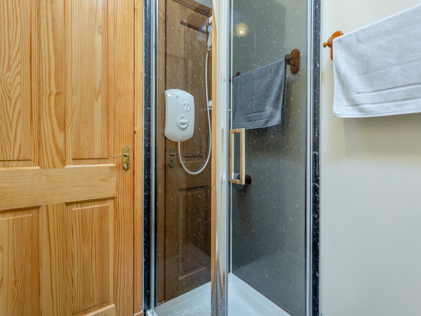 Bathroom | The Stable - The Byre, The Barn and The Stable, Mey, near Thurso