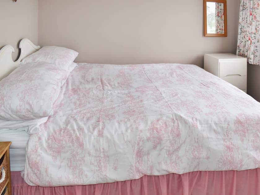 Double bedroom | Overbeach, Yaverland, near Sandown