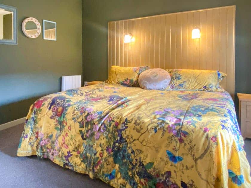 Kingsize or two singles bedroom  | Am Bothan, Naast, near Poolewe