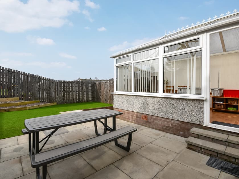 Sitting-out-area | Fircroft, St Madoes