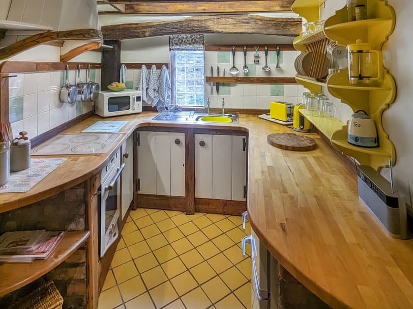 Kitchen | Harvest Cottage, Pen-y-Cae, near Ruabon