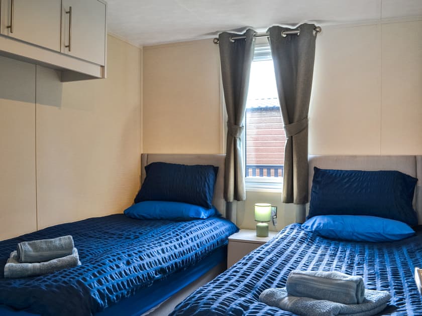 Twin bedroom | Emily’s Escape - Emily’s Escape and Rosie’s Retreat, Bridlington