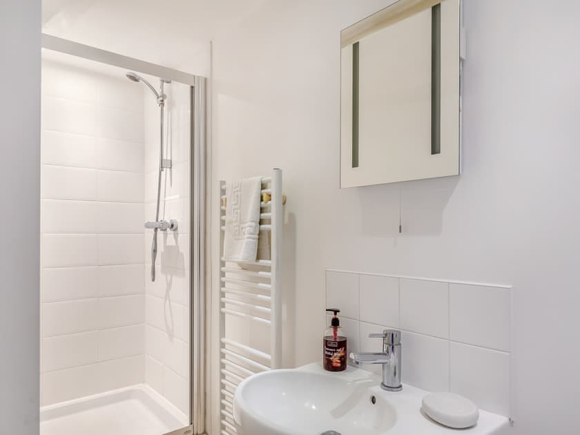 Bathroom | Jasmine Cottage, Osmington