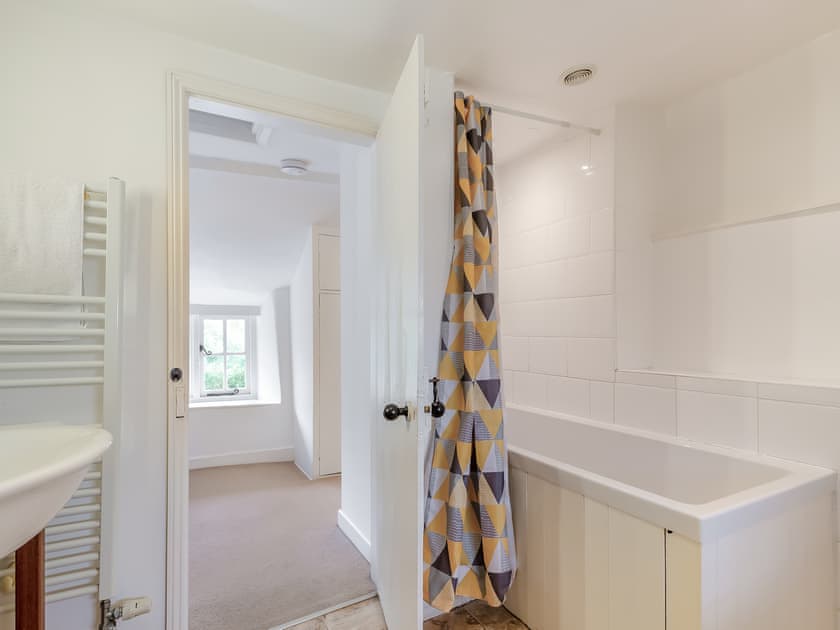 Bathroom | Jasmine Cottage, Osmington