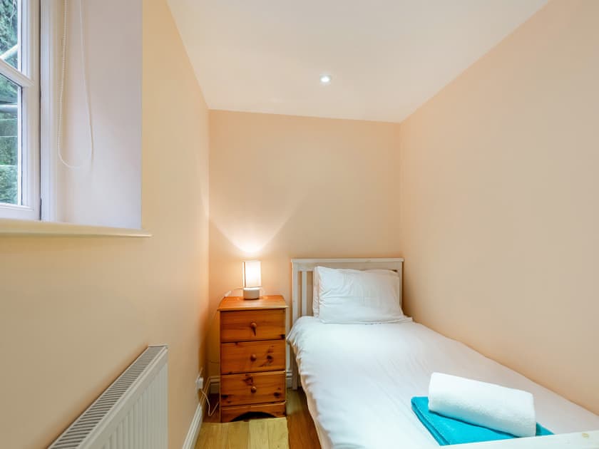 Single bedroom | Bridge View, Weymouth