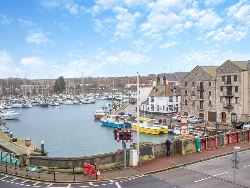 Surrounding area | Bridge View, Weymouth