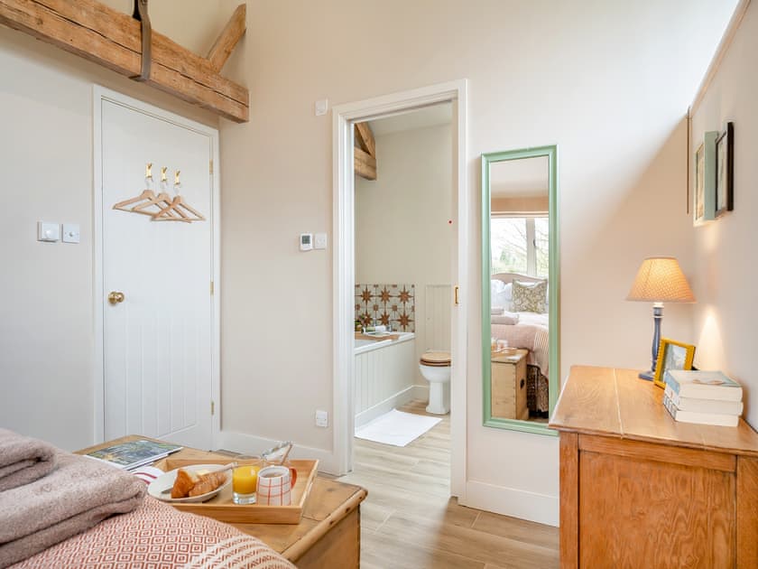 Double bedroom | The Woodshed, Appletree