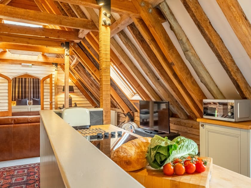 Kitchen/diner | Belchamp Hall Hayloft - Belchamp Cottages, Belchamp Walter