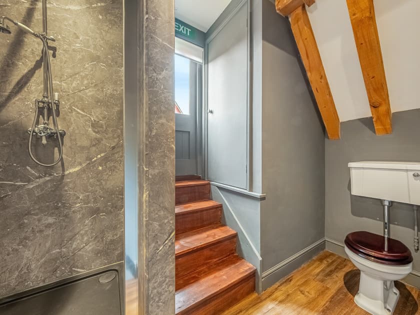 Bathroom | Belchamp Hall Hayloft - Belchamp Cottages, Belchamp Walter