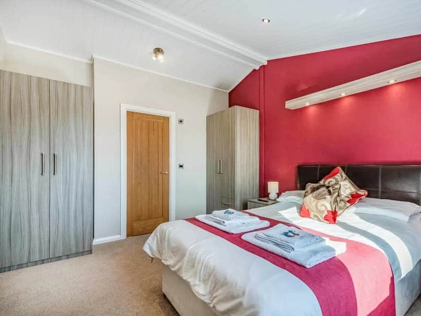Double bedroom | Oakwood Lodge, Lochwinnoch