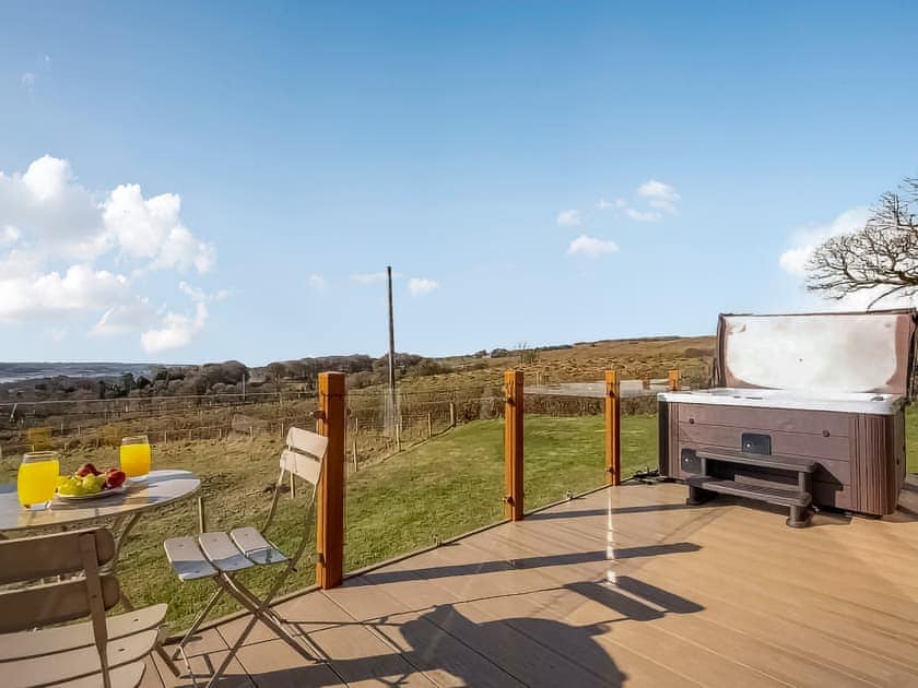 Terrace | Oakwood Lodge, Lochwinnoch