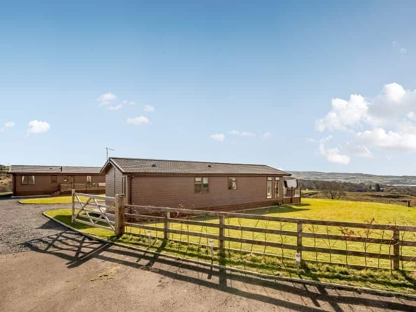 Exterior | Oakwood Lodge, Lochwinnoch