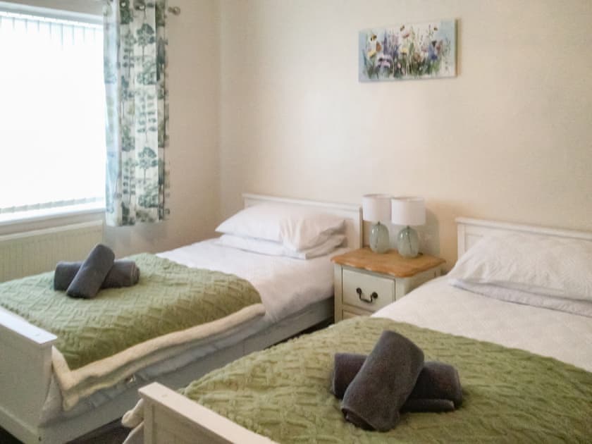 Twin bedroom | Moor Close, Alne, near York