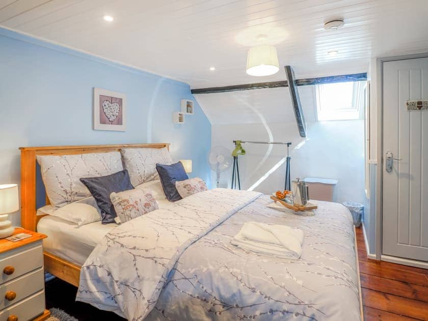 Double bedroom | Y Bwthyn, Talgarreg, near New Quay