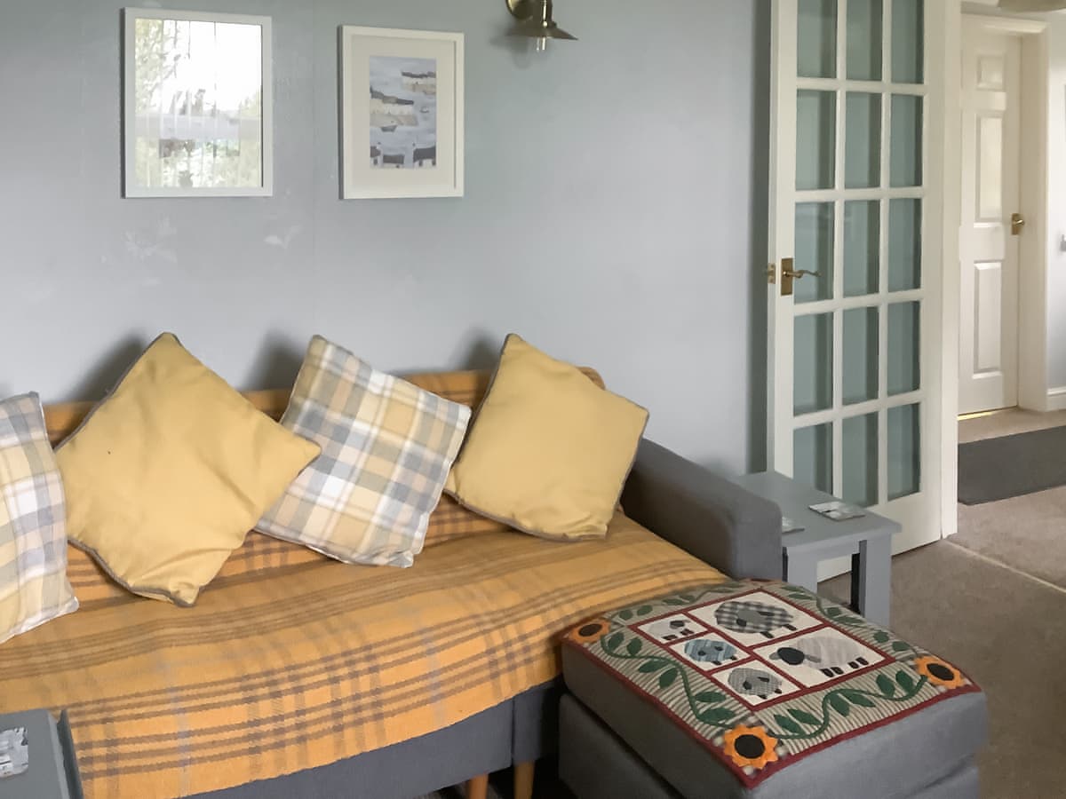 Bramley Lodge Annex - Holiday lodge in East Anglia - Image 3