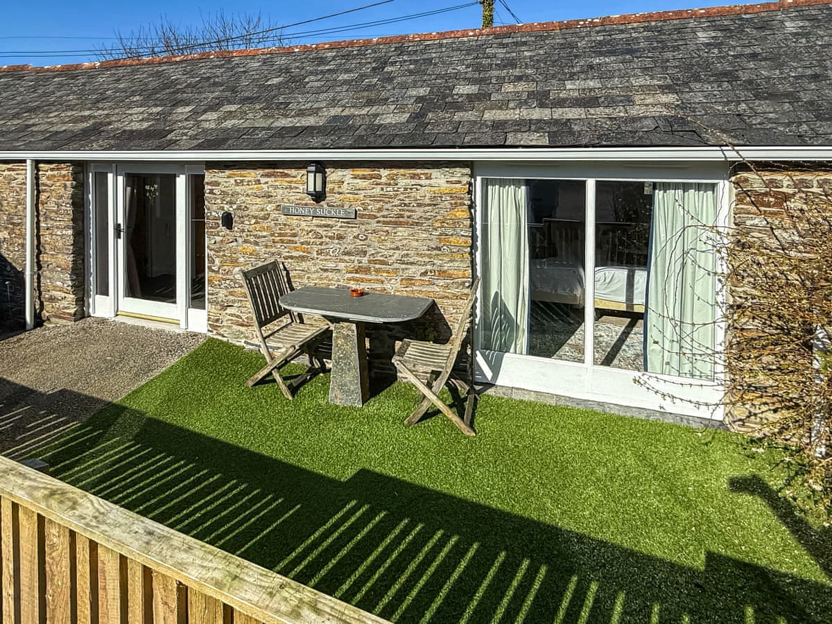 Treligga Farm Cottages - Honeysuckle
