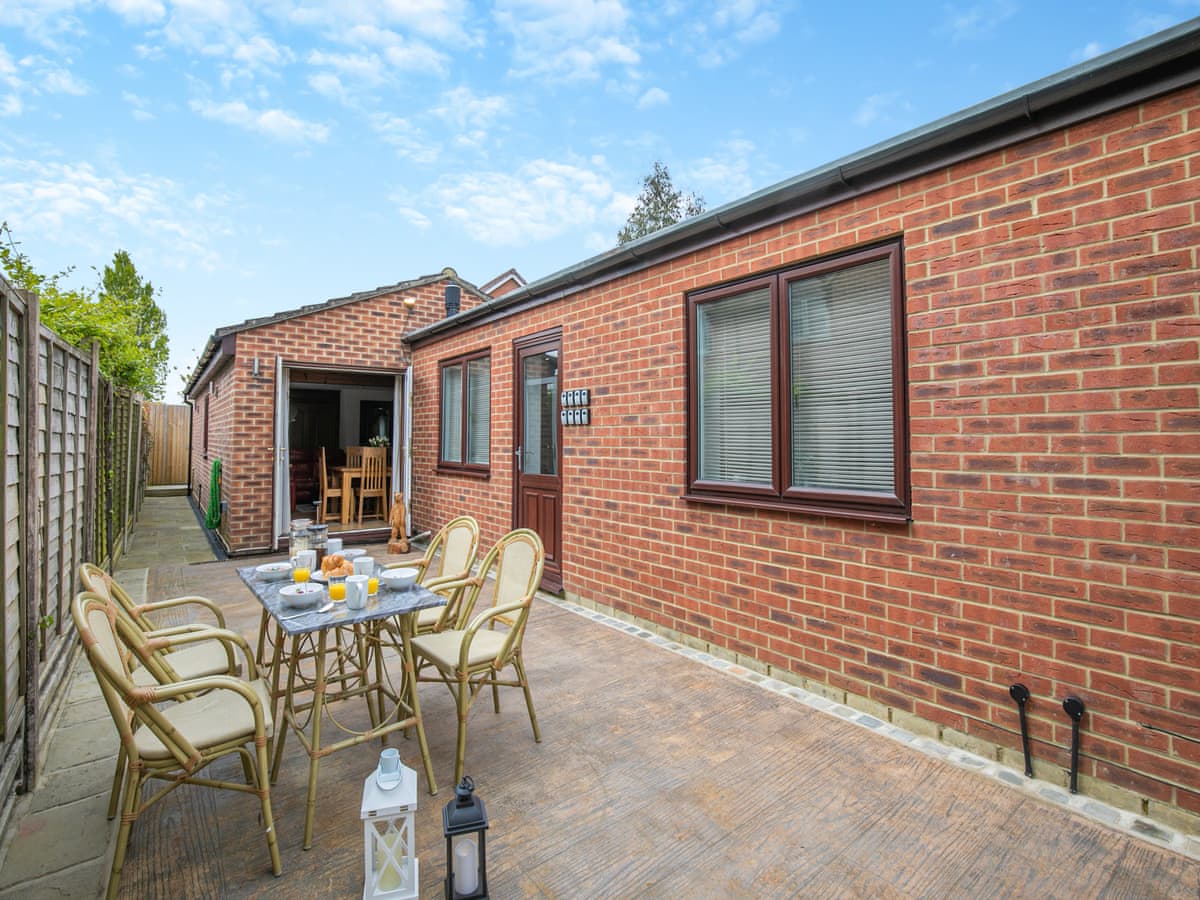 The Lodge - Holiday lodge in Central England - Image 2