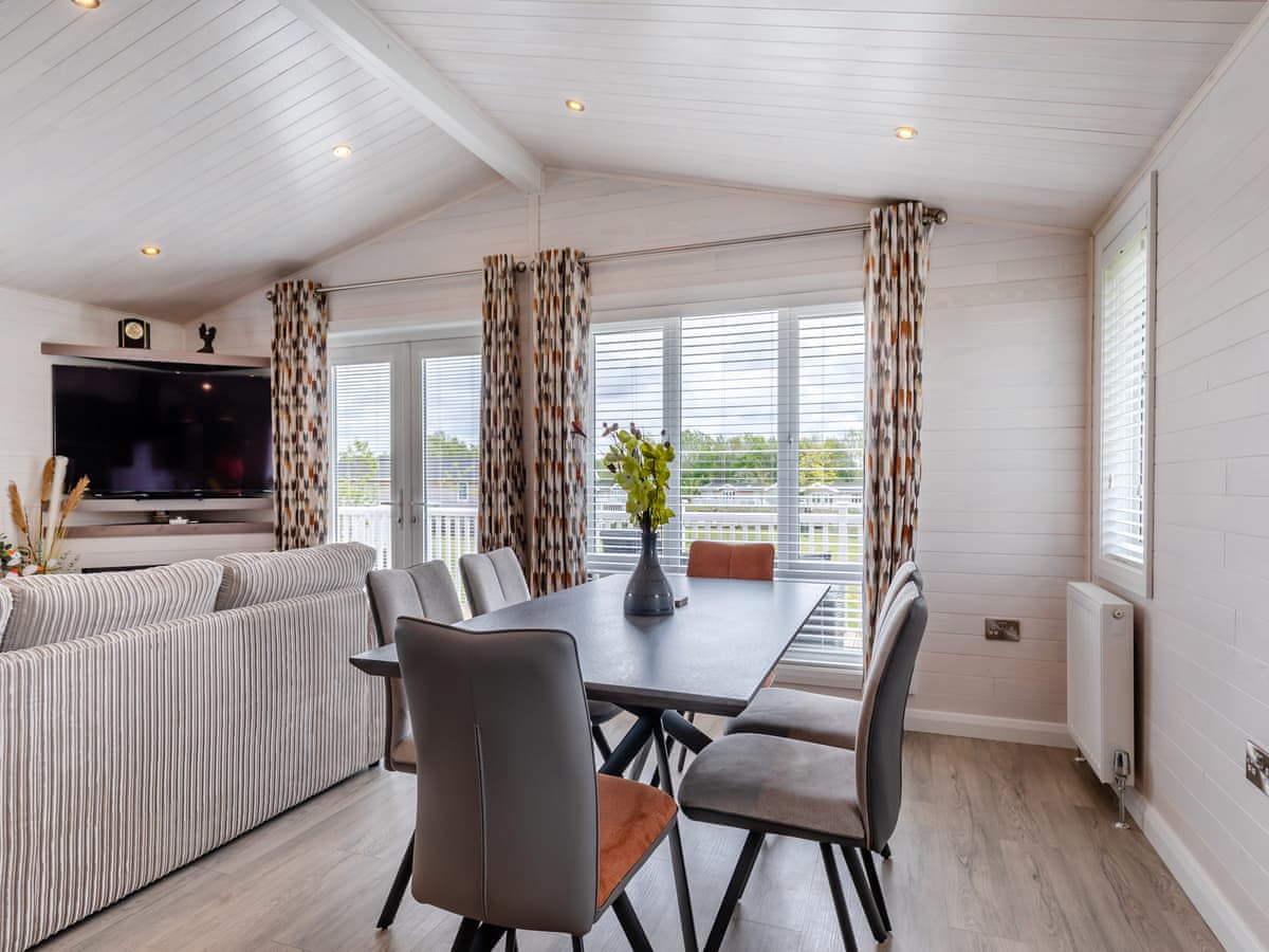 Berberis Lodge - Holiday lodge in Central England - Image 5