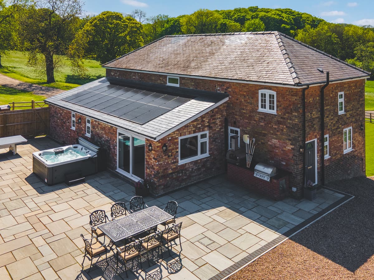 Self-catering cottages in Louth