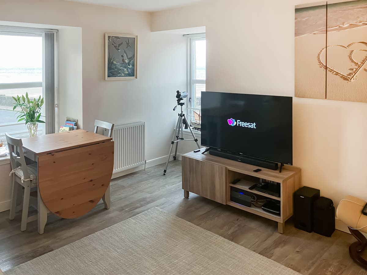 Apartment 8