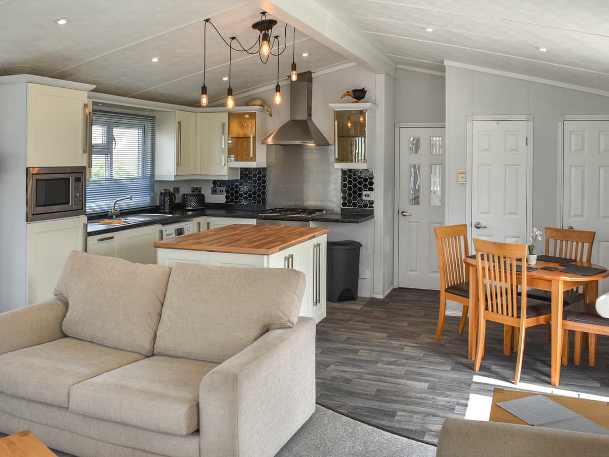 Meadow Retreat Lodge Park - Meadows Lodge - Holiday lodge in North West England - Image 3
