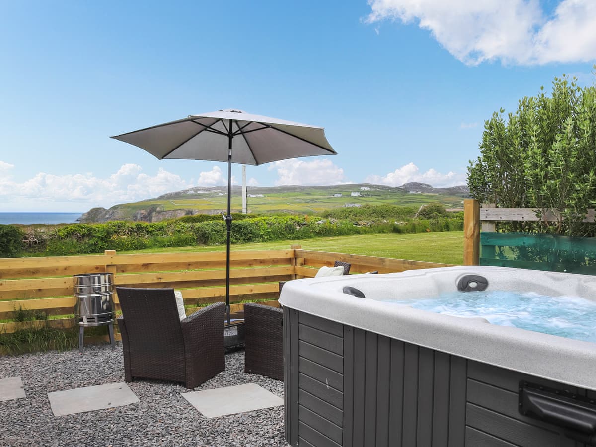Anglesey Vacations - Awel Y Mor
