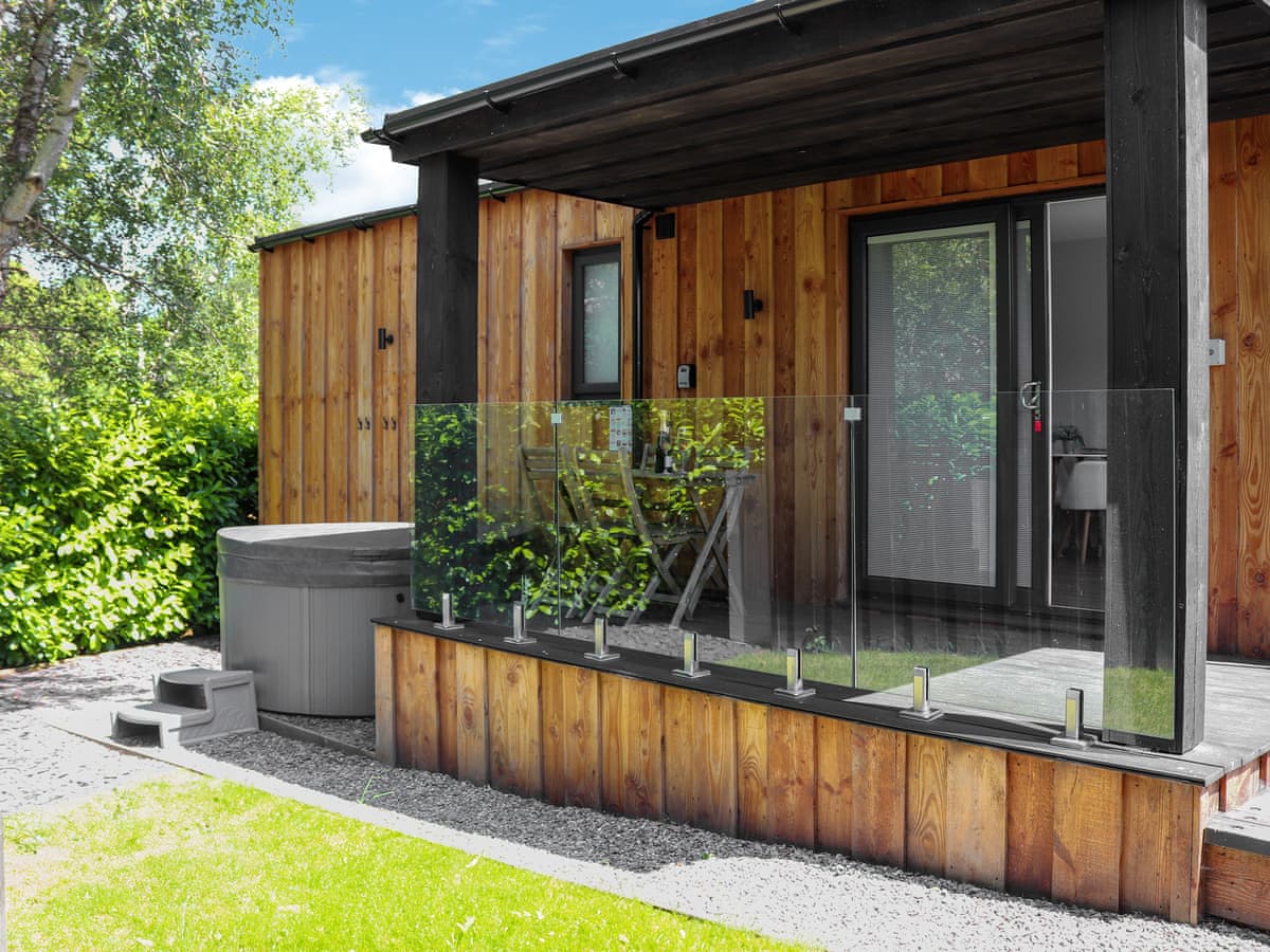 CWM Cadnant - Padarn Lodge - Holiday lodge in North Wales - Image 1
