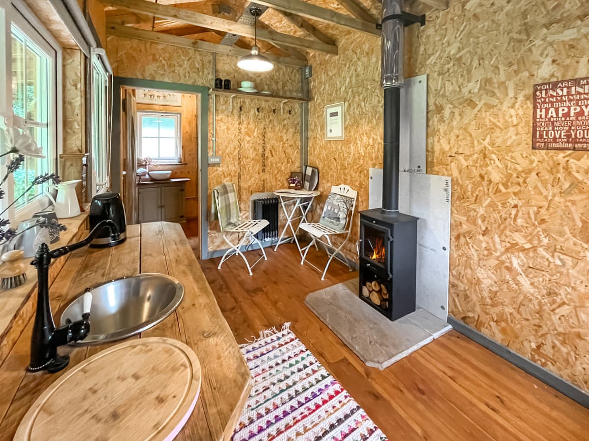 Bramley Orchard Lodge - Holiday lodge in Central England - Image 2