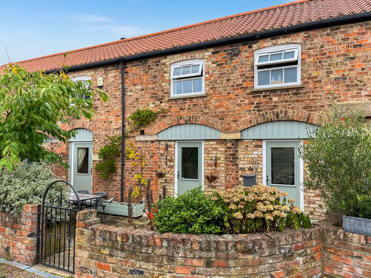 Lodge Yard Barn - Holiday lodge in Yorkshire - Image 1