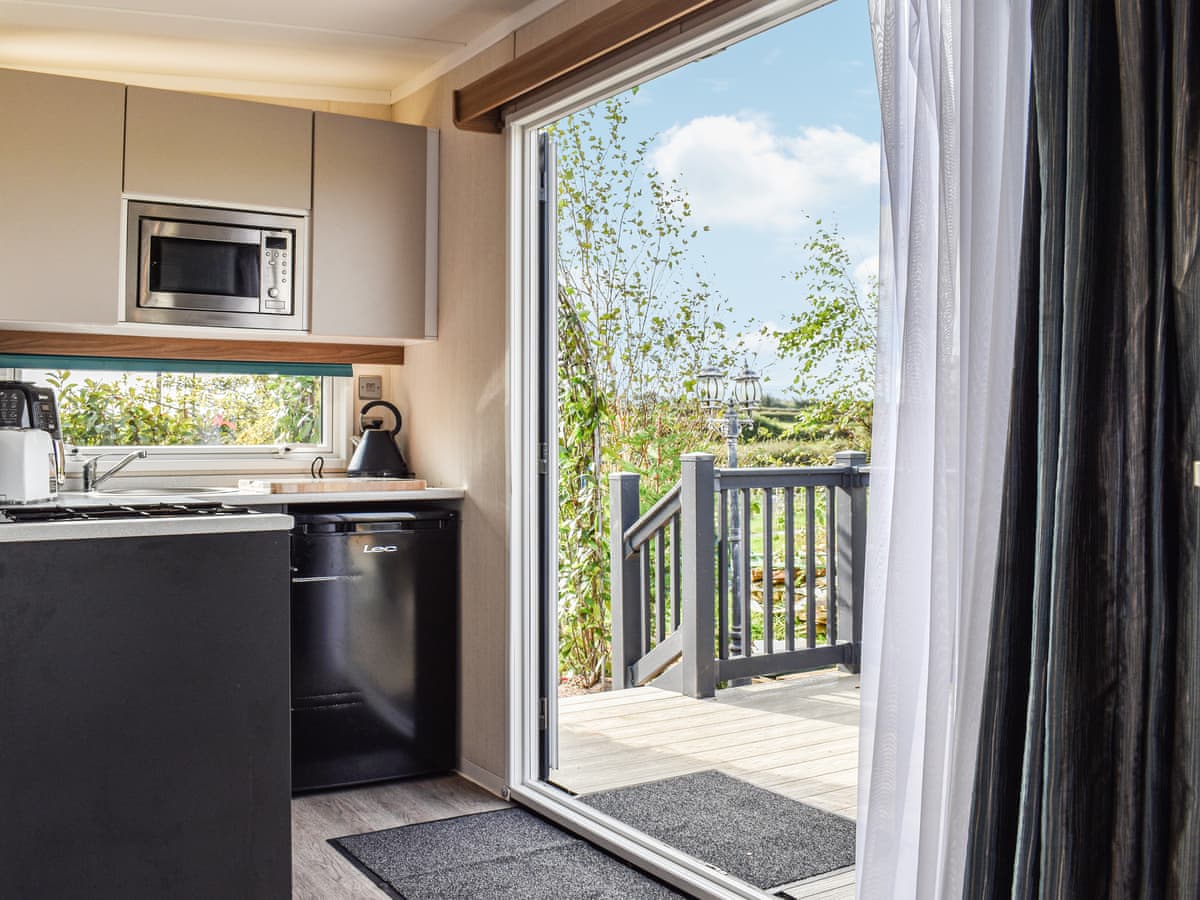 The Lodge Pod - Holiday Lodge in North West England - Image 5