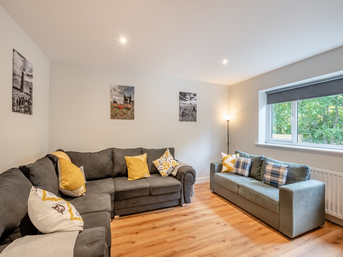 The Drive Cottages - The Caddy's Lodge - Image 2