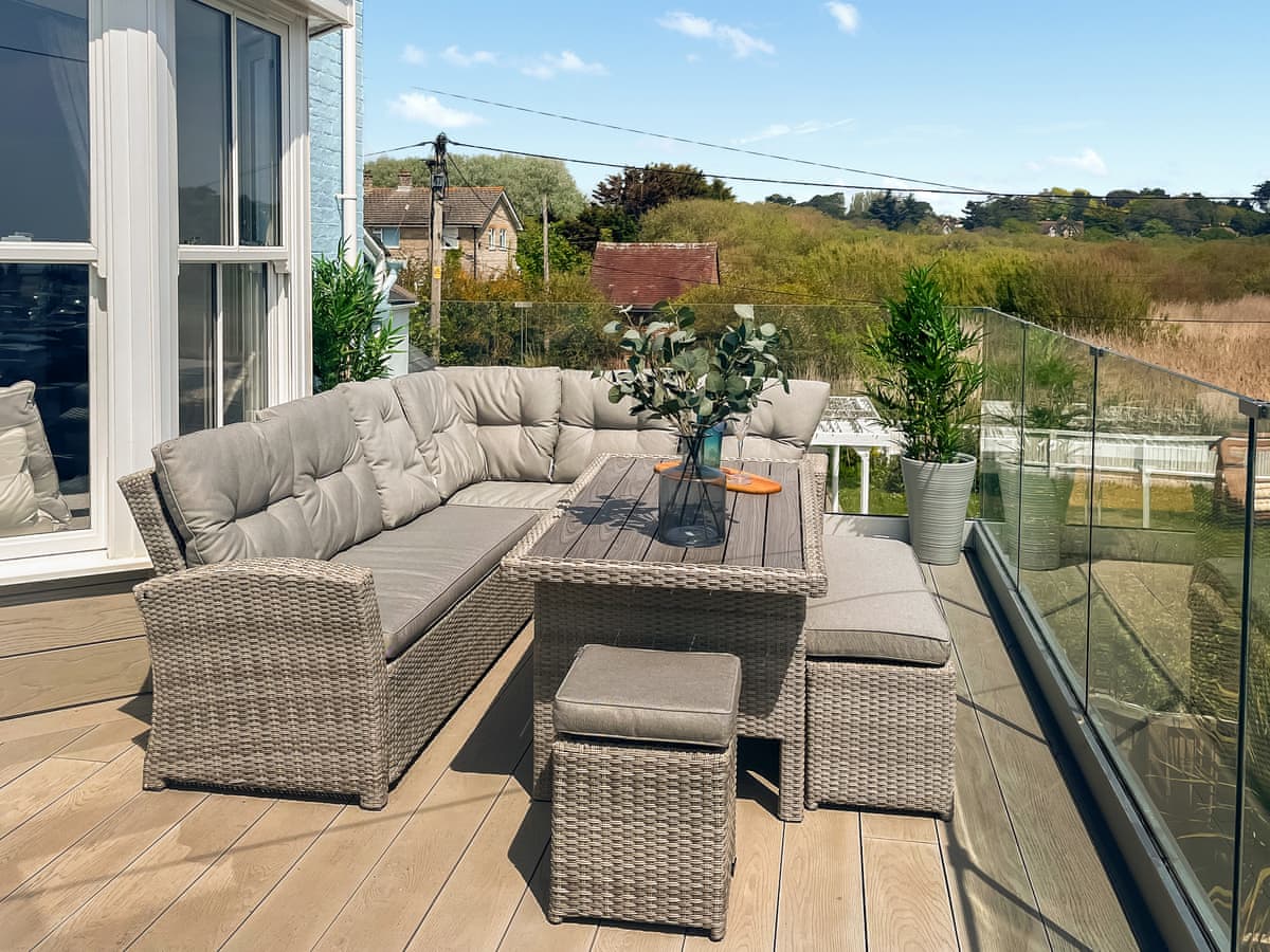 Self-catering cottages in Freshwater