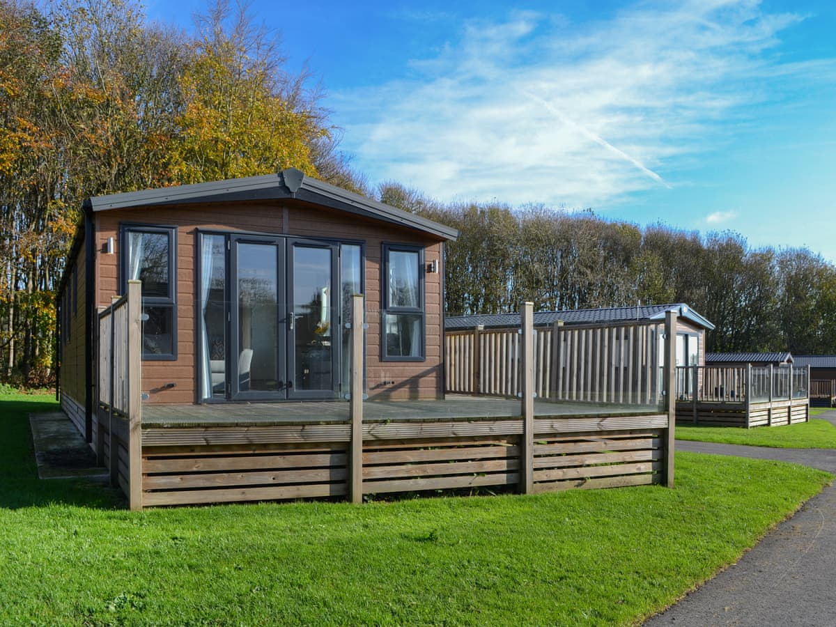 Sunflower Lodge - Holiday lodge in Yorkshire - Image 1