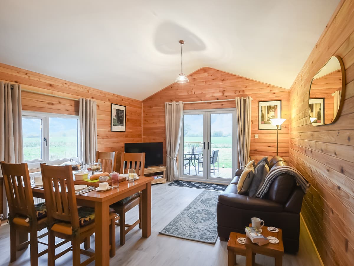 Llwynog Lodge - Image 3