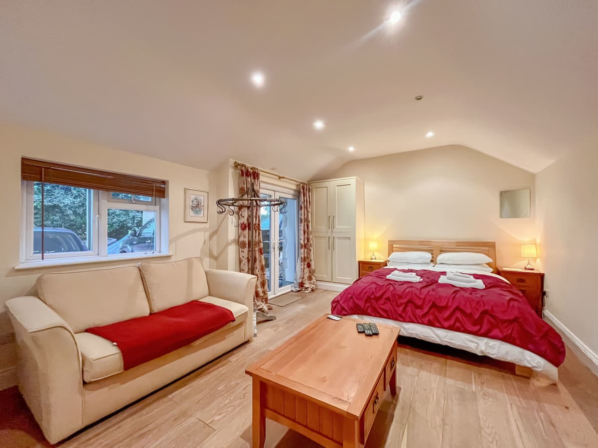 Tibbiwell Lodge - Holiday lodge in Central England - Image 1