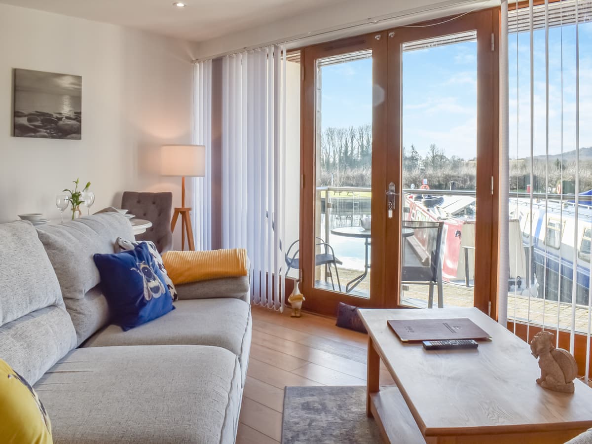Waterside Retreat