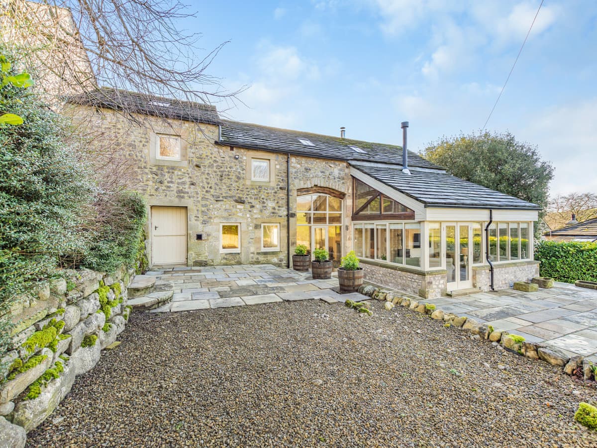 Badger Hill Barn
