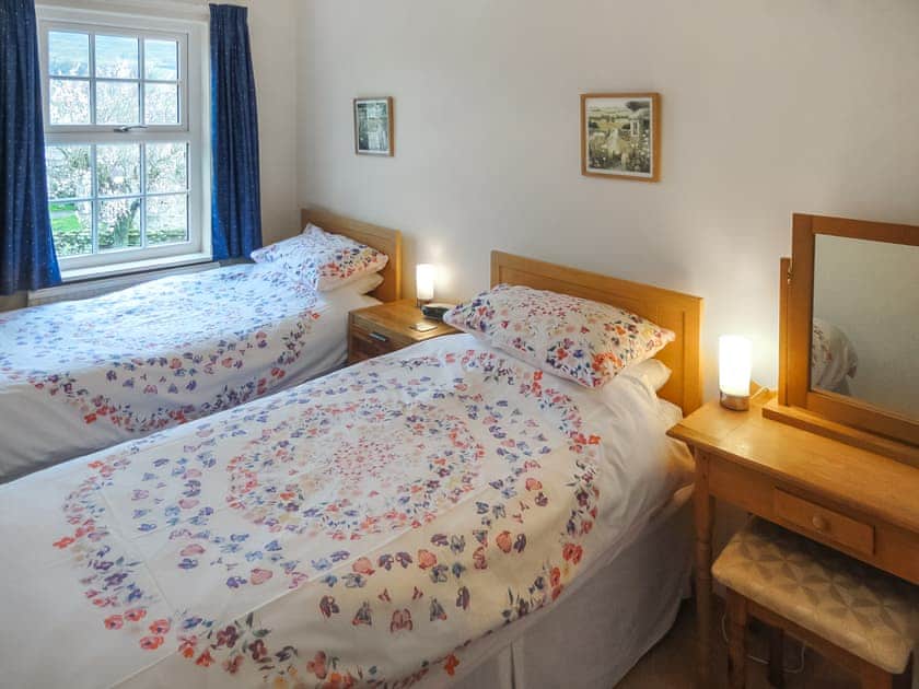 Twin bedroom | Springwood, Worton near Askrigg