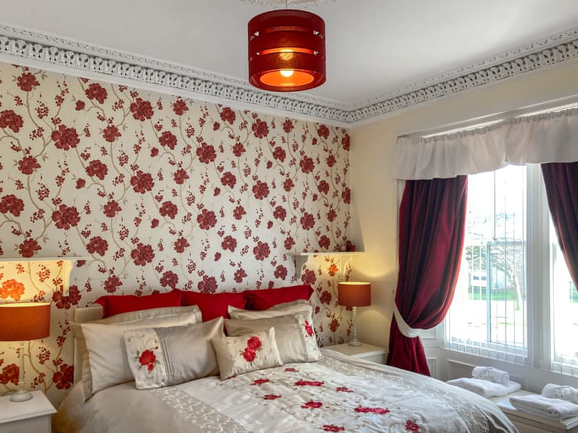 Super Kingsize bedroom  | Victoria’s Haven, Kirkcaldy